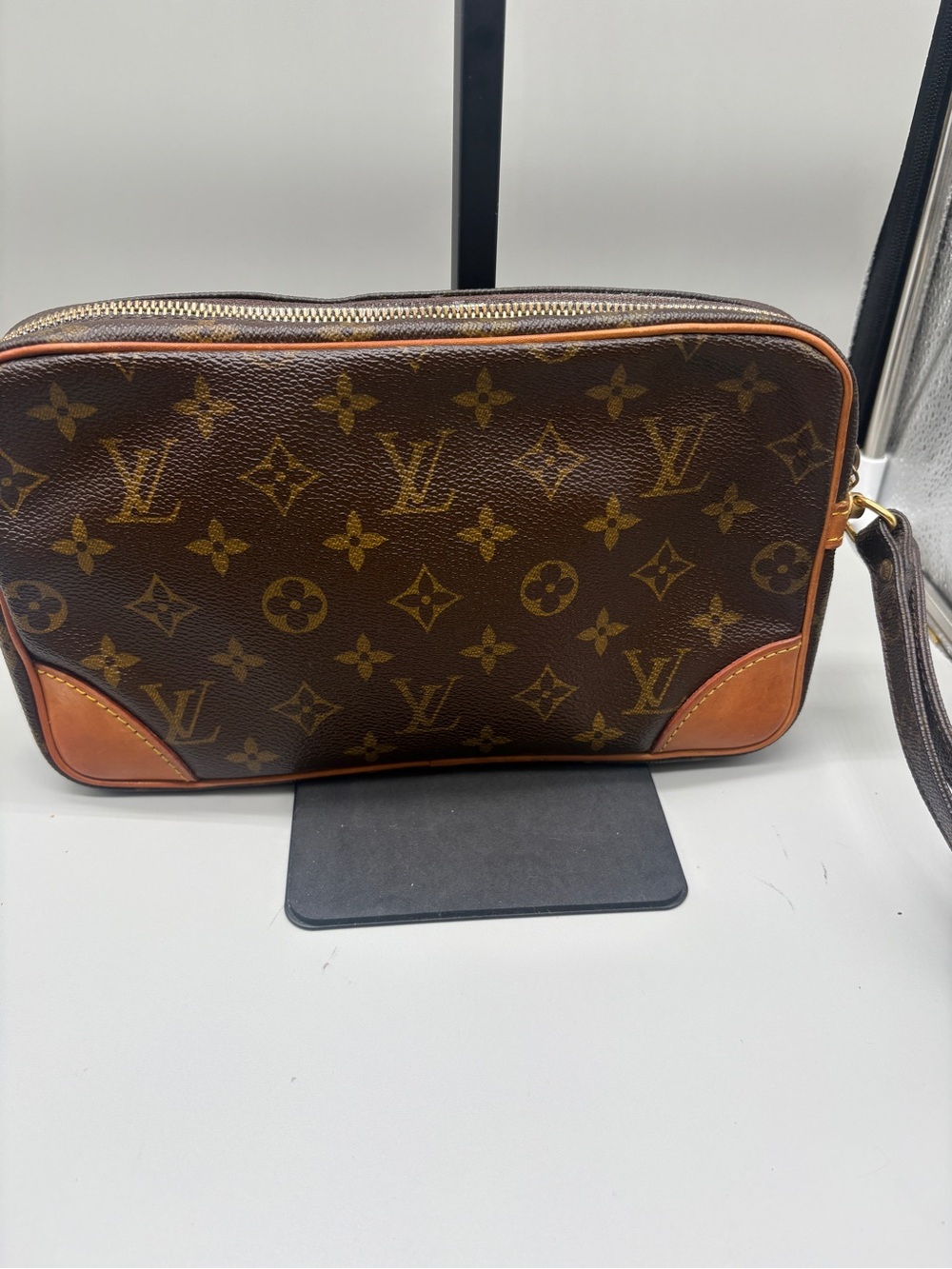 Louis Vuitton Marly Dragonne GM Monogram Vintage Clutch Wristlet Brown